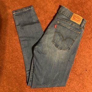 Levi jeans